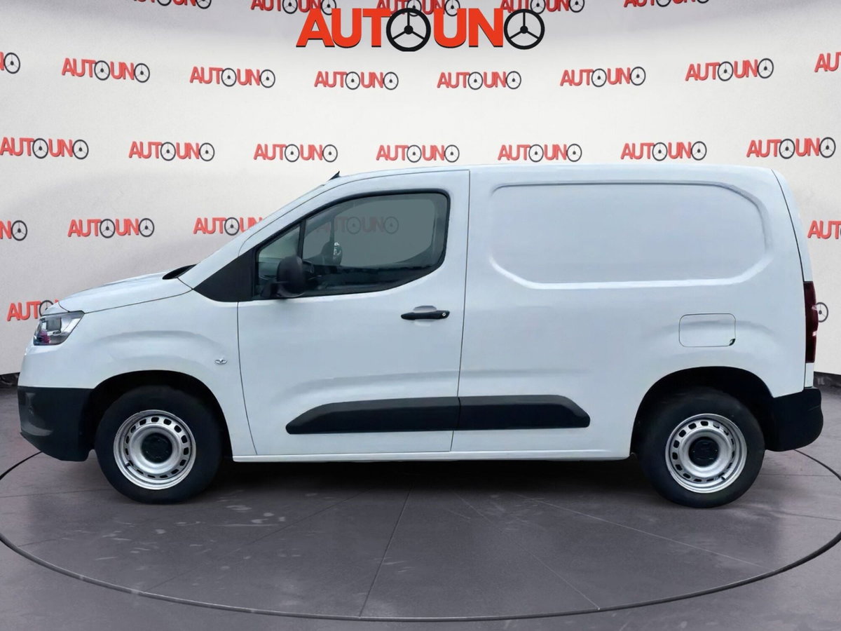 Toyota Proace City Furgone City 1.5D 100cv S&S L1 S Comfort (9)