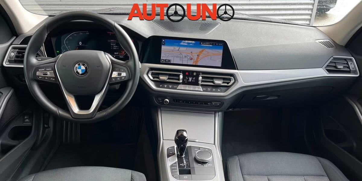 BMW Serie 3 318i Business Advantage (8)