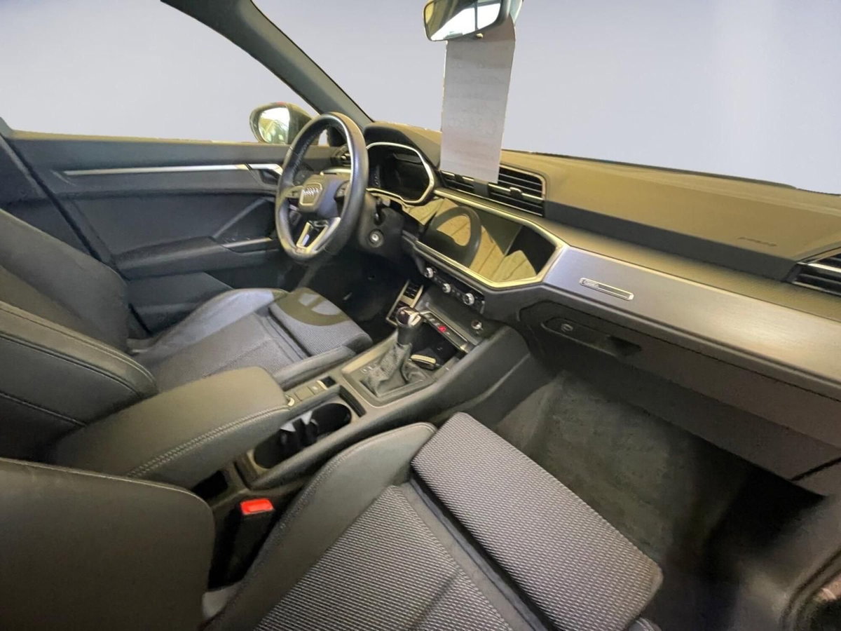 Audi Q3 Sportback 35 TDI quattro S tronic S line edition (12)