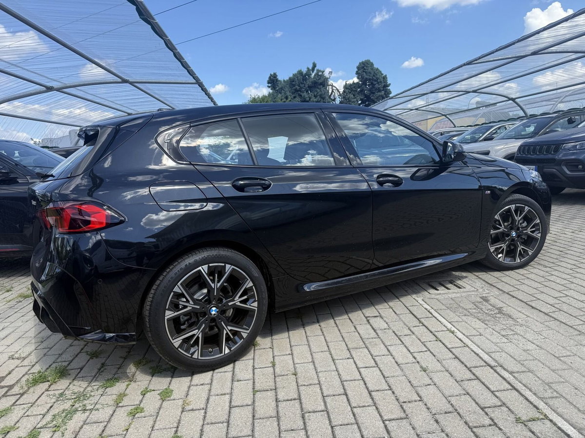 BMW Serie 1 5p. 118i 5p. Msport (5)