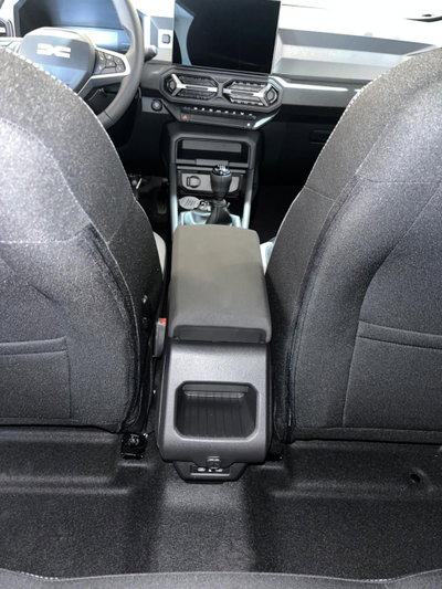 Dacia Duster 1.2 mild hybrid Journey 140cv (16)