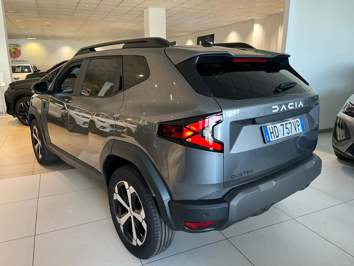 Dacia Duster 1.2 mild hybrid Journey 140cv (6)