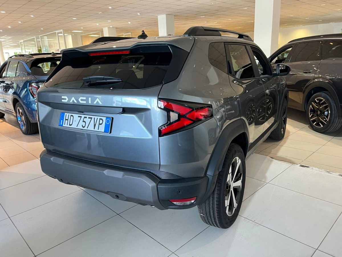 Dacia Duster 1.2 mild hybrid Journey 140cv (8)