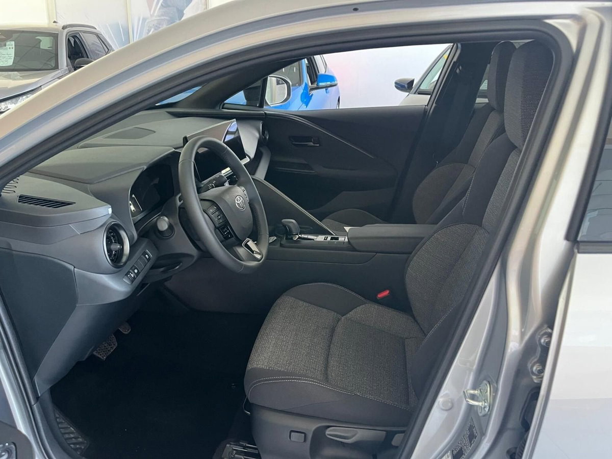Toyota Toyota C-HR 1.8 hev Trend fwd e-cvt (9)