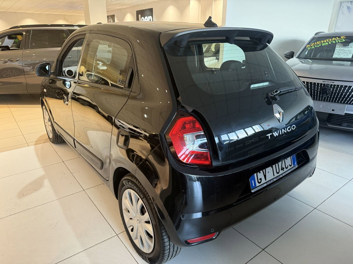 Renault Twingo 1.0 sce Urban Night 65cv (8)
