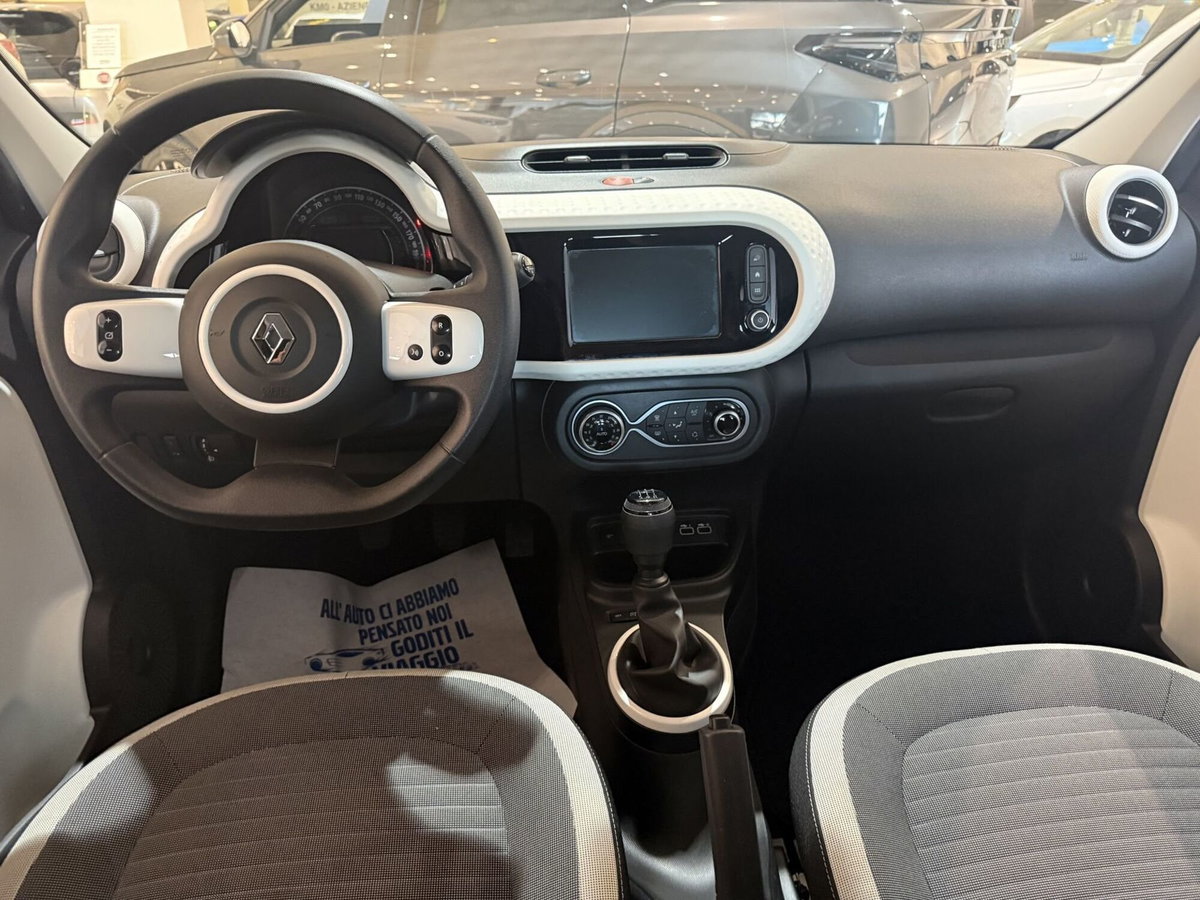 Renault Twingo 1.0 sce Urban Night 65cv (9)