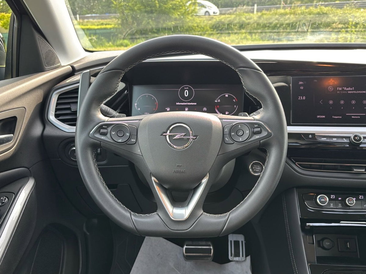 Opel Grandland 1.5 ecotec Ultimate s&s 130cv at8 (19)