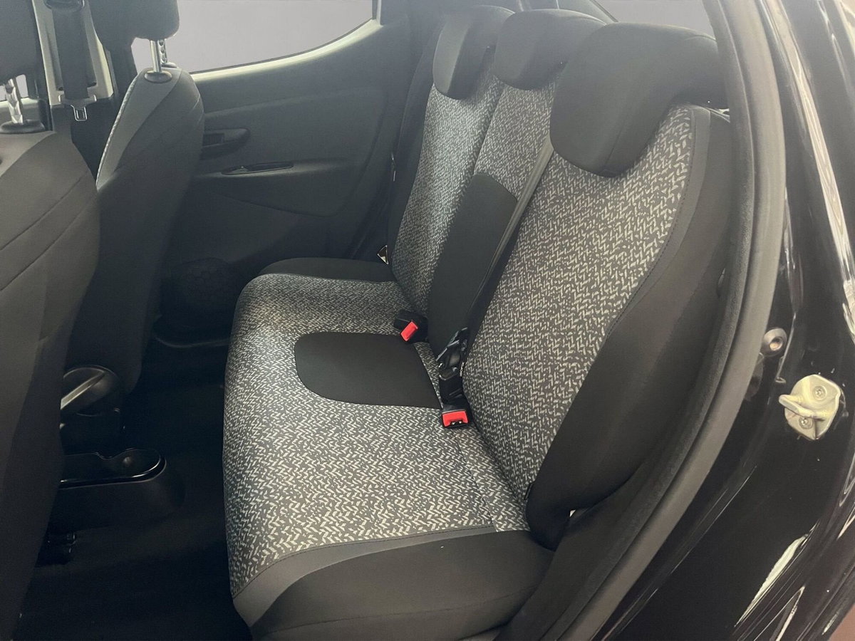 Lancia Ypsilon 1.0 FireFly 5 porte S&S Hybrid Silver Plus (13)