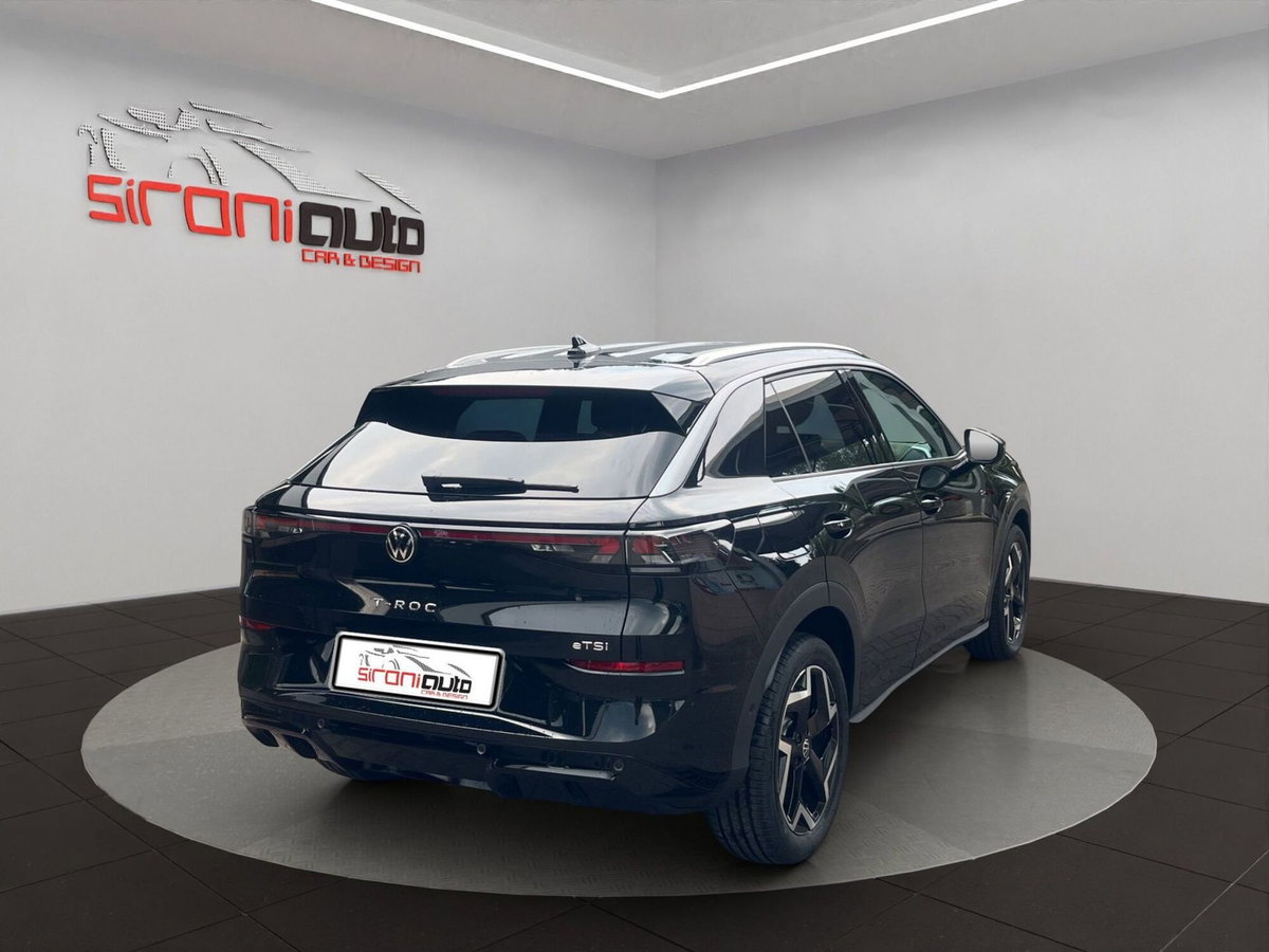 Volkswagen T-Roc 1.5 etsi R-Line 150cv dsg (8)
