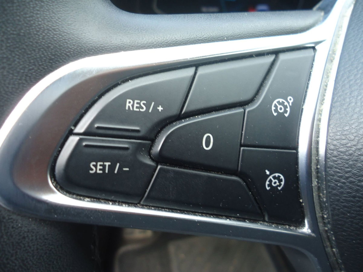 Renault Captur Full Hybrid E-Tech 145 CV Techno (13)