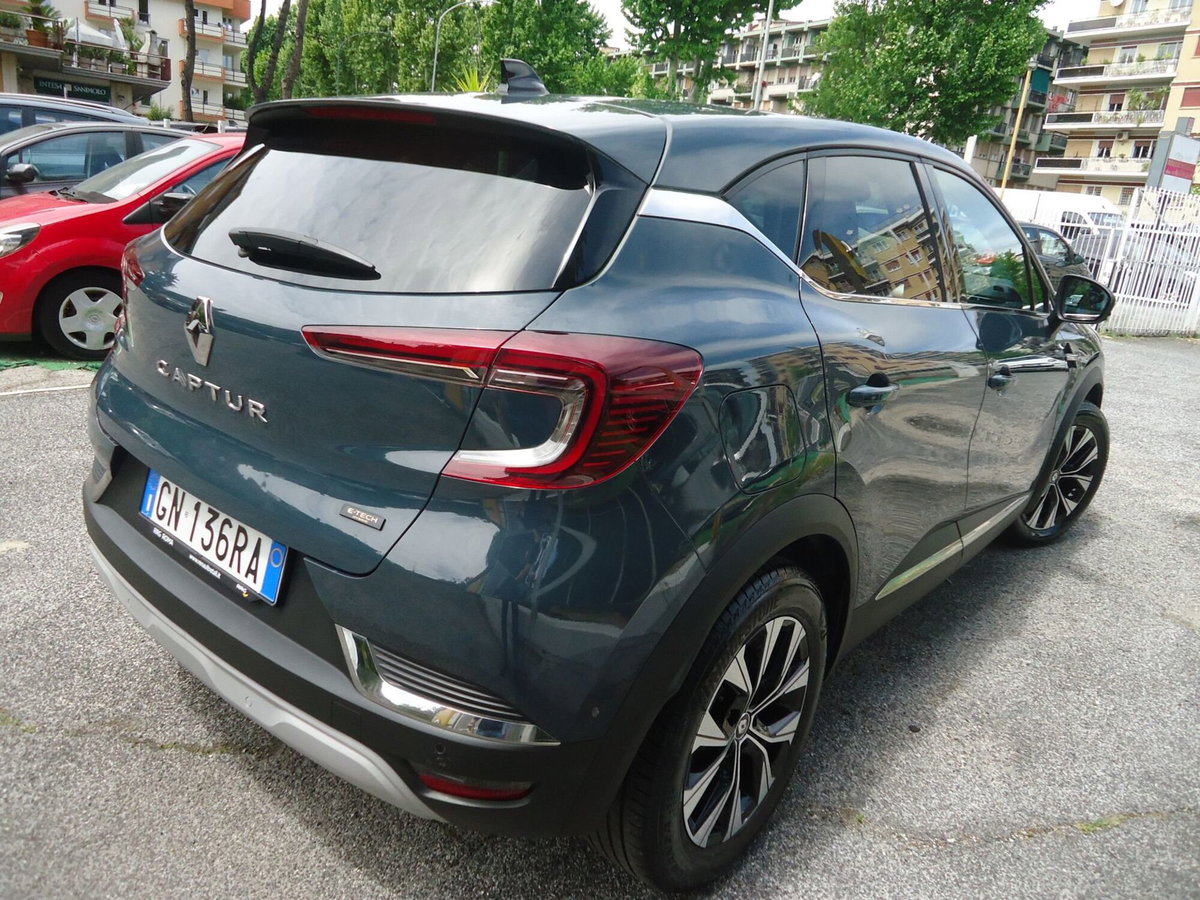 Renault Captur Full Hybrid E-Tech 145 CV Techno (2)
