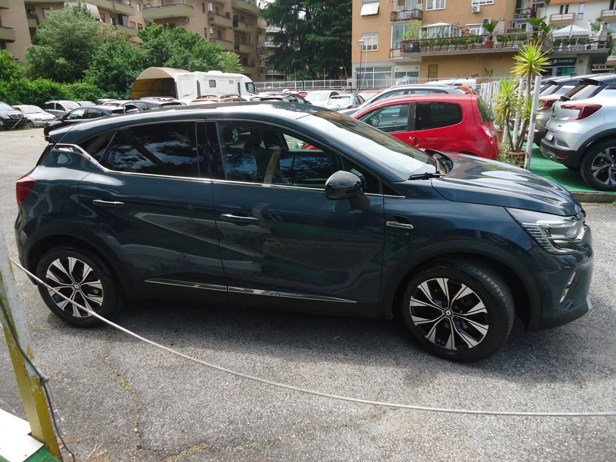 Renault Captur Full Hybrid E-Tech 145 CV Techno (5)