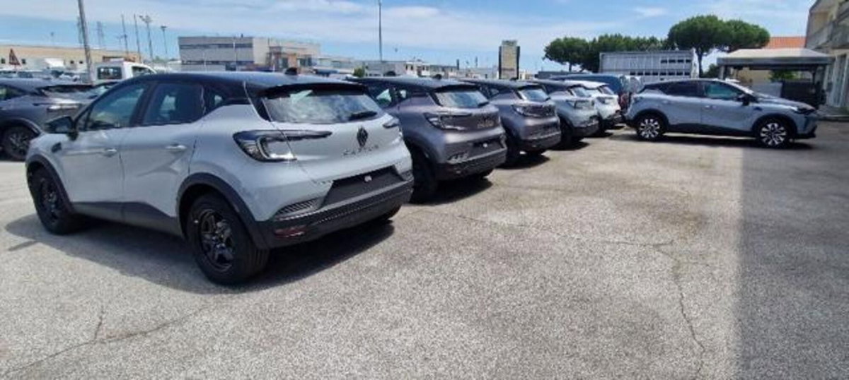 Renault Captur 1.2 eco-g Evolution 120cv (7)