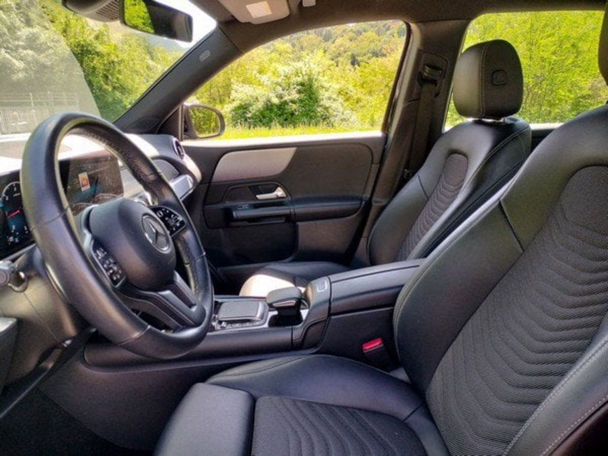 Mercedes-Benz GLB 180 d Automatic Sport (13)