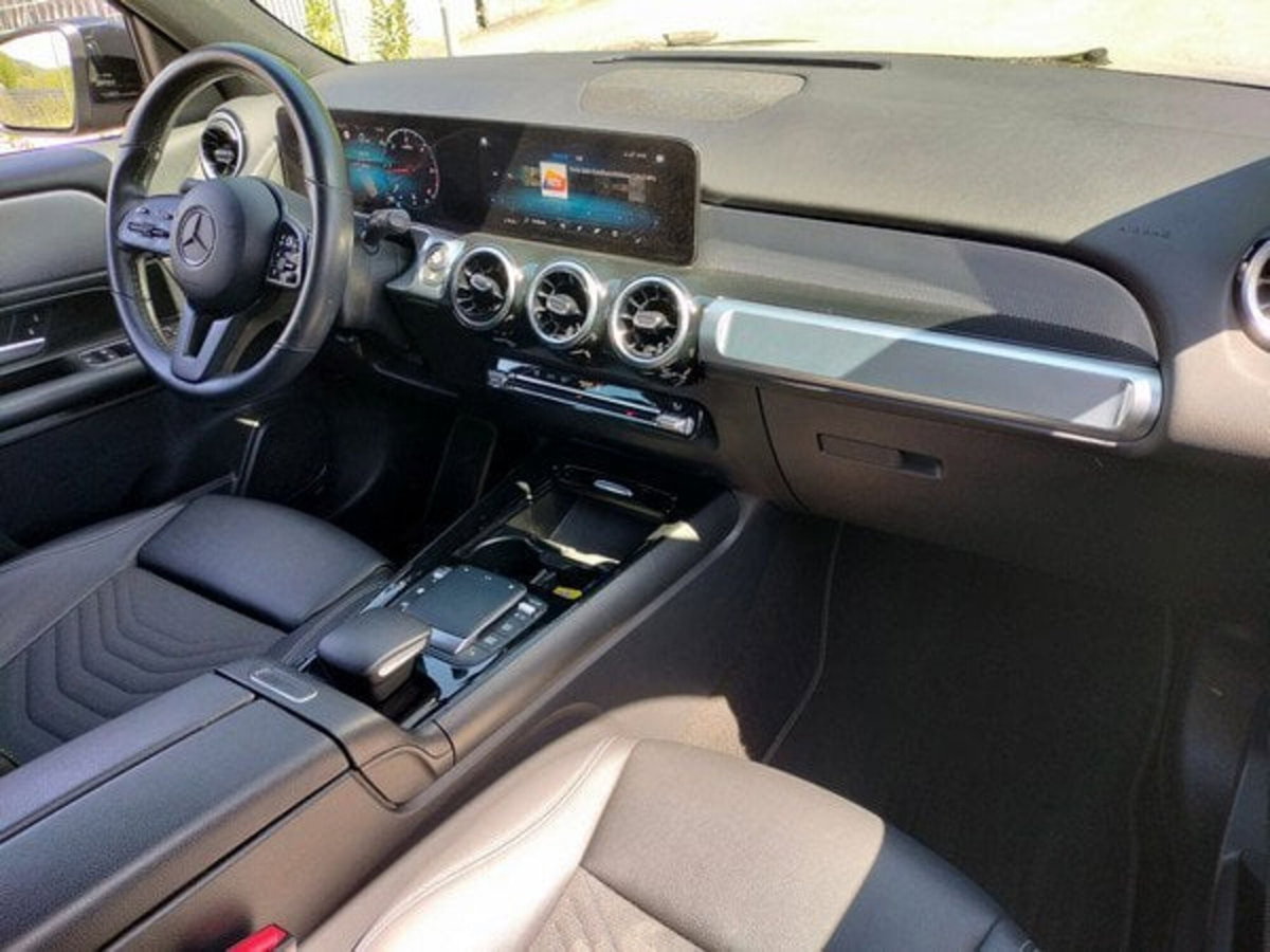 Mercedes-Benz GLB 180 d Automatic Sport (19)
