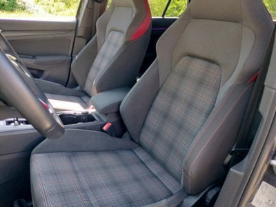 Volkswagen Golf 2.0 TSI GTI DSG (13)
