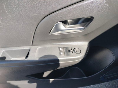 Opel Corsa 1.2 Corsa s&s 75cv (10)
