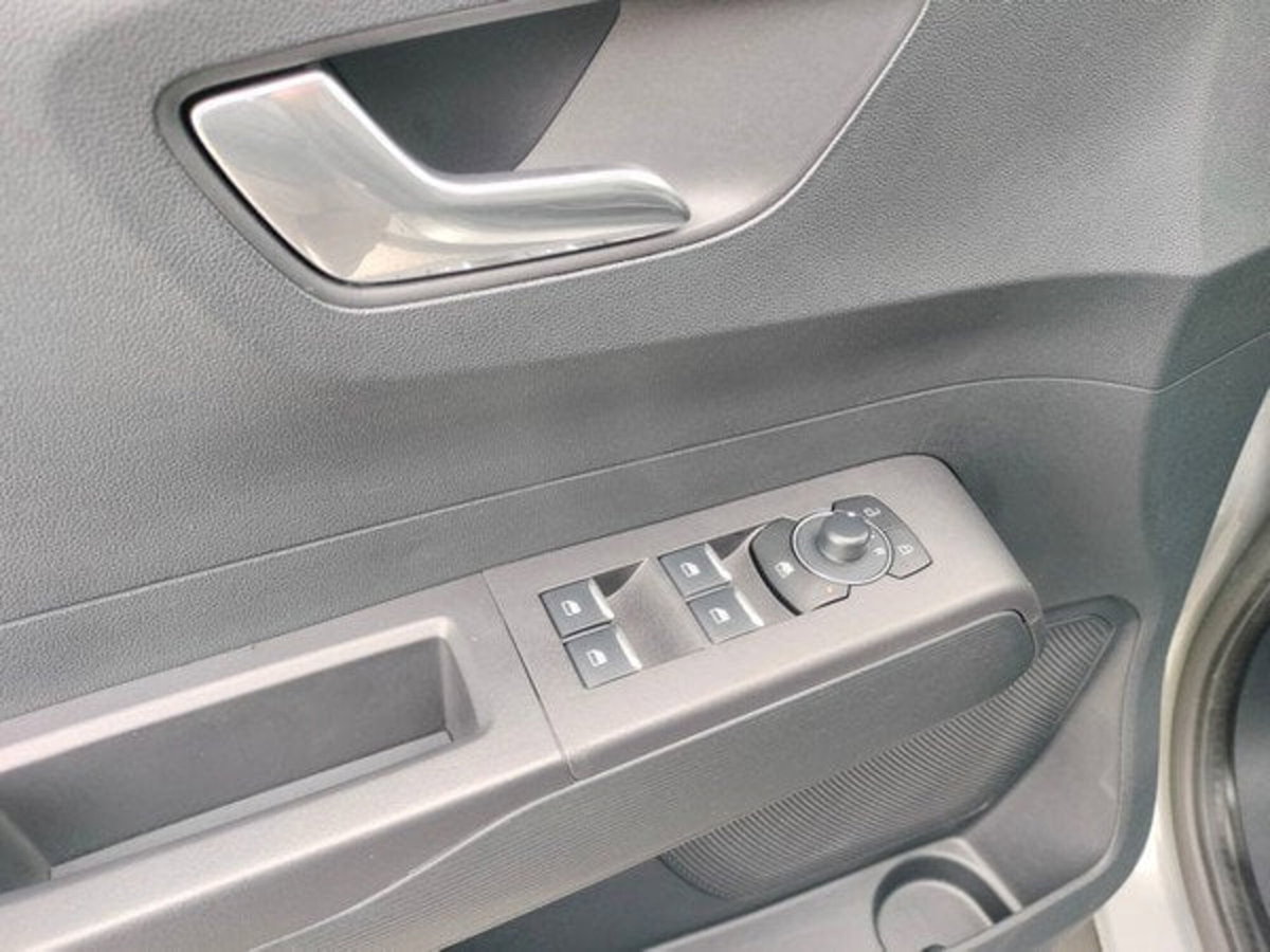 Ford Tourneo Courier 1.0 ecoboost 125cv Titanium powershift (11)