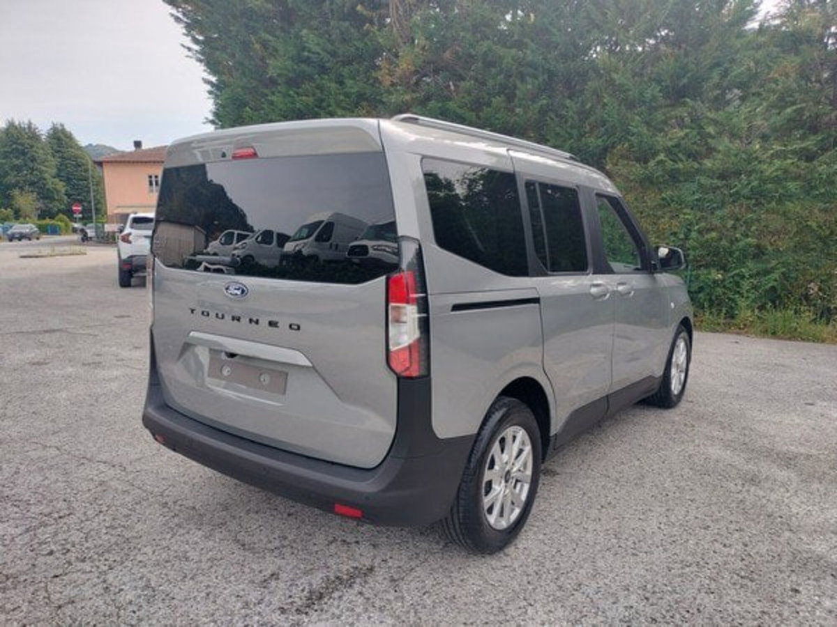 Ford Tourneo Courier 1.0 ecoboost 125cv Titanium powershift (6)