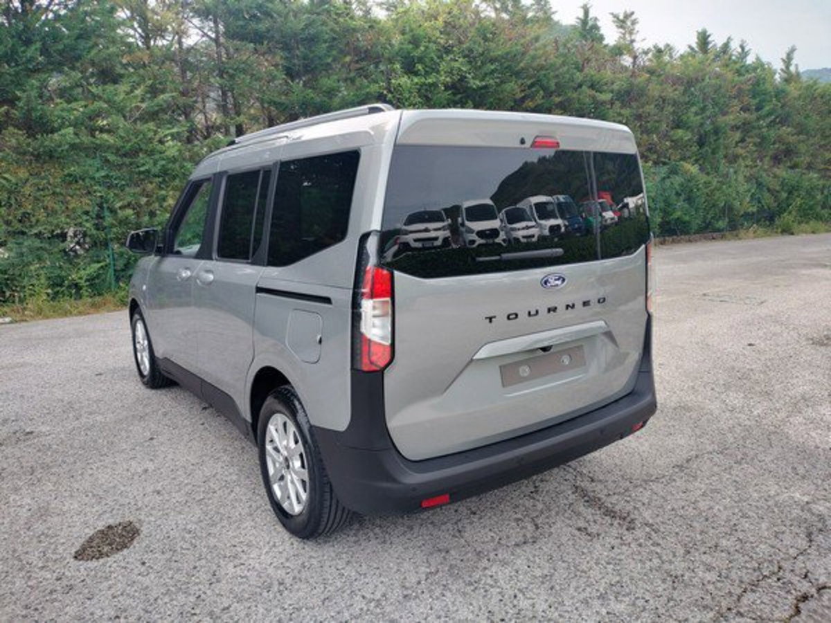 Ford Tourneo Courier 1.0 ecoboost 125cv Titanium powershift (8)