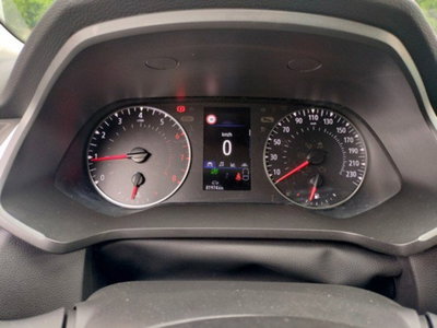 Renault Captur TCe 90 CV Equilibre (15)