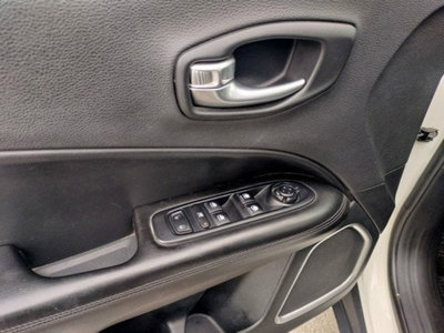 Jeep Compass 1.6 Multijet II 2WD Night Eagle (11)