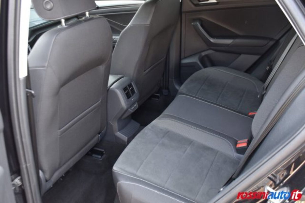 Volkswagen T-Roc 1.0 TSI Style (12)