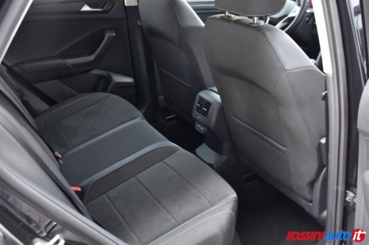 Volkswagen T-Roc 1.0 TSI Style (13)
