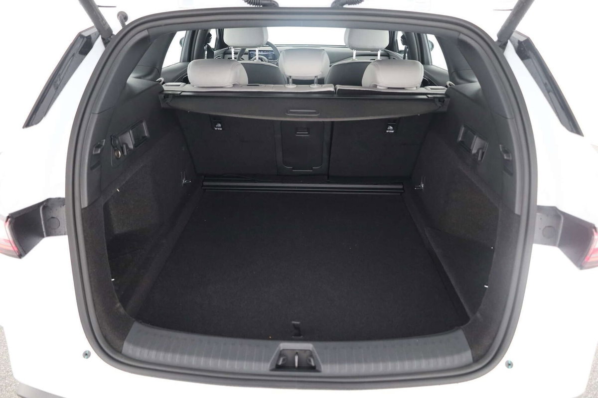 Byd Seal 6 DM-i Station Wagon 1.5 phev Boost (11)