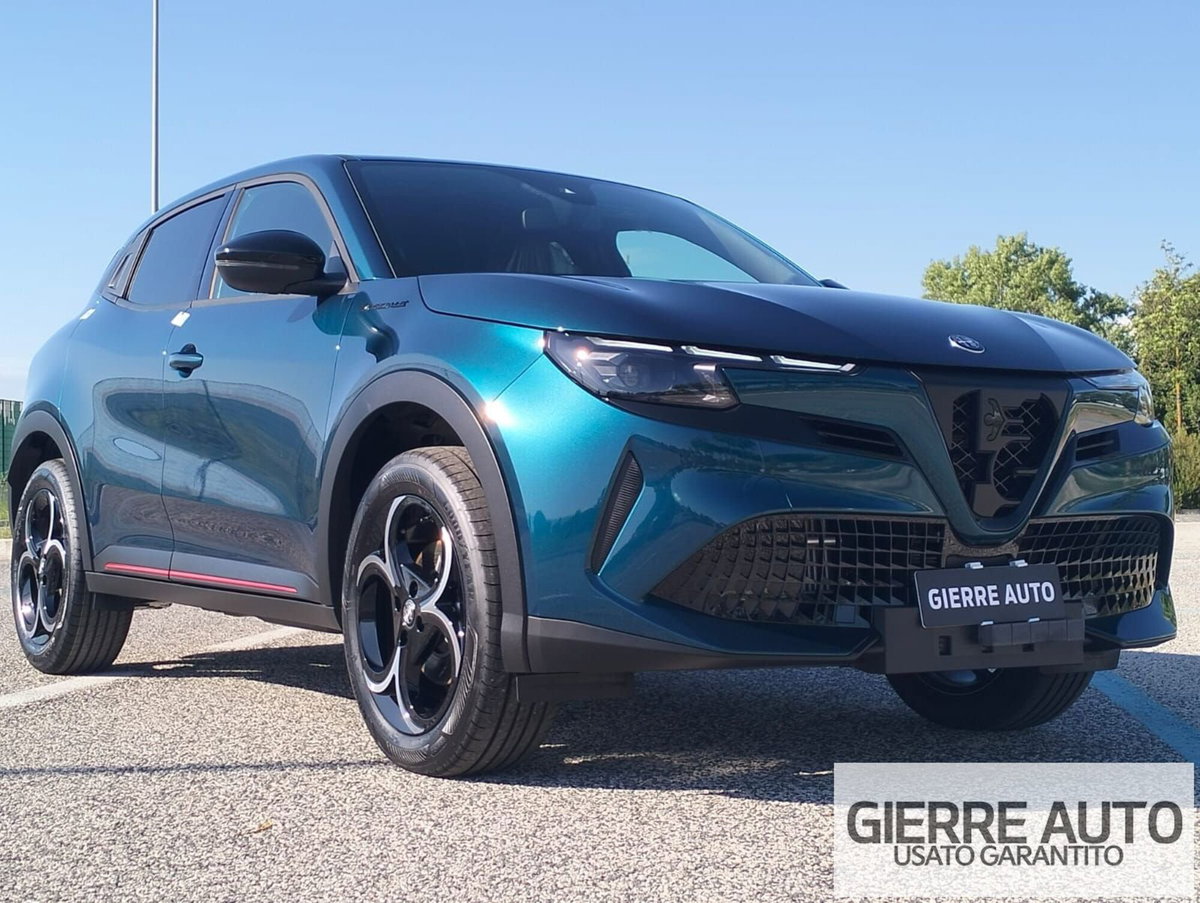 Alfa Romeo Junior 1.2 ibrida Sport Speciale 145cv edct6