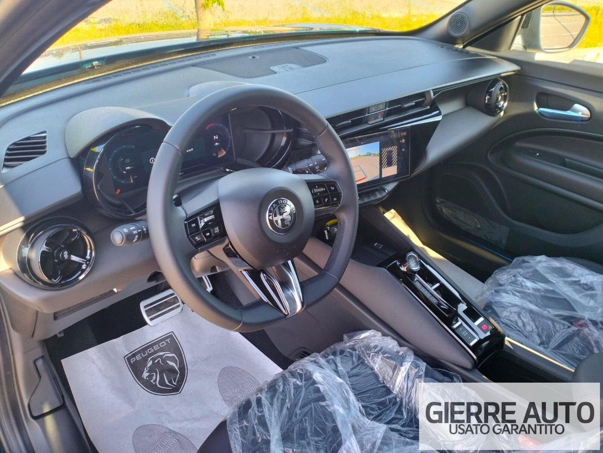 Alfa Romeo Junior 1.2 ibrida Sport Speciale 145cv edct6 (20)