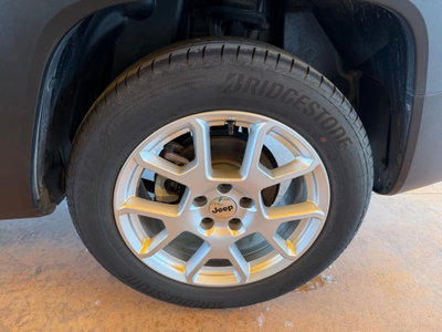 Jeep Renegade 1.5 turbo t4 mhev Altitude 2wd dct (8)