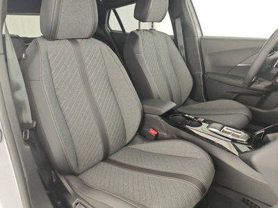 Peugeot 2008 1.2 hybrid Allure 145cv e-dcs6 (14)