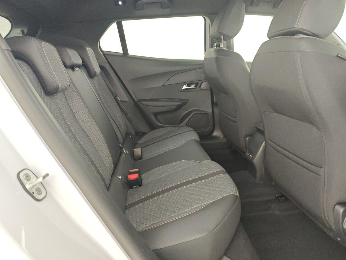 Peugeot 2008 1.2 hybrid Allure 145cv e-dcs6 (15)