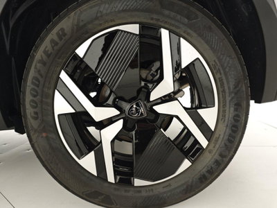 Peugeot 2008 1.2 hybrid Allure 145cv e-dcs6 (8)