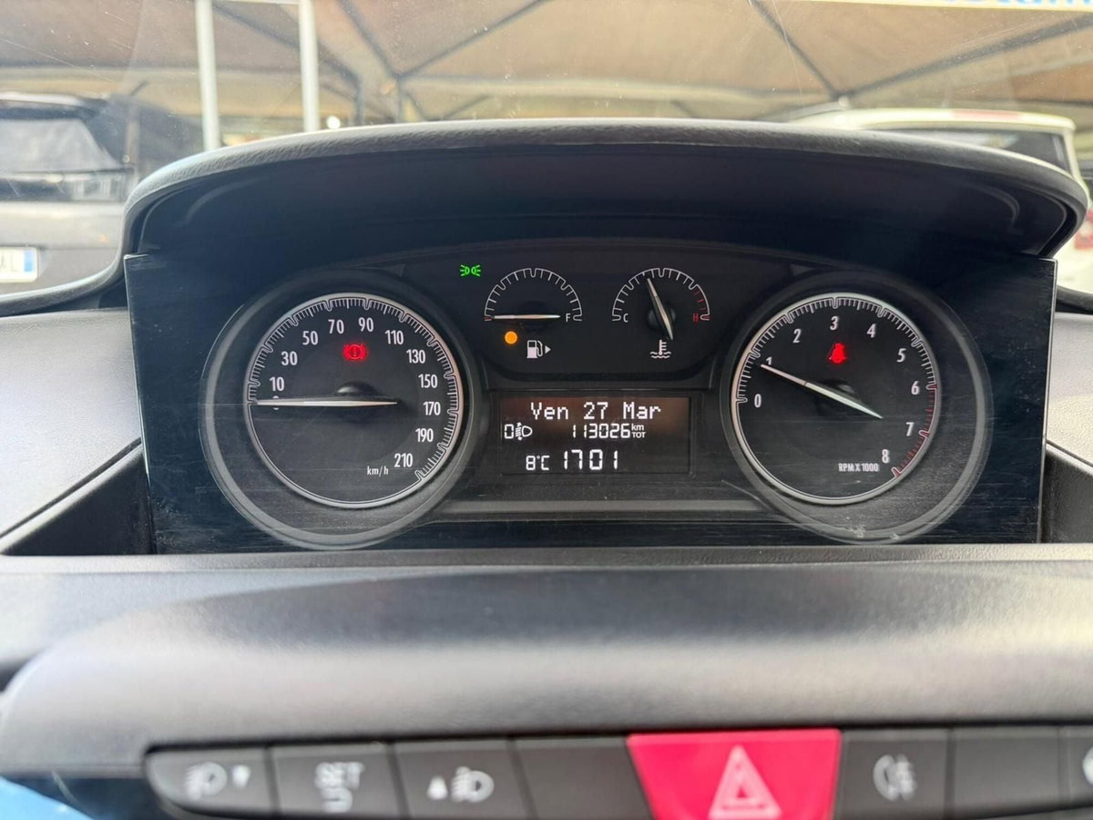Lancia Ypsilon 1.2 69 CV 5 porte Silver (10)