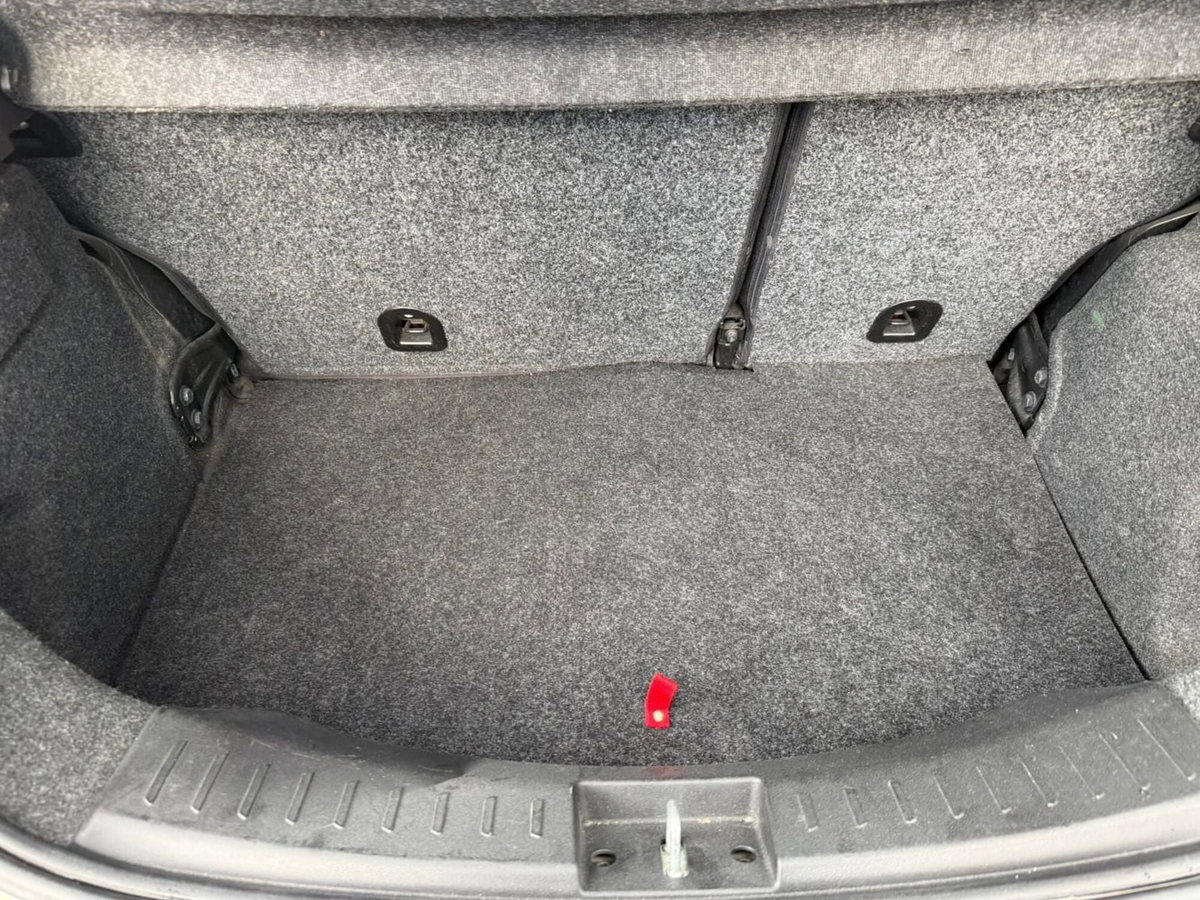 Lancia Ypsilon 1.2 69 CV 5 porte Silver (5)