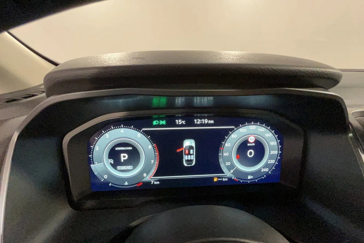 Nissan Qashqai 1.3 mhev N-Connecta 2wd 158cv (12)