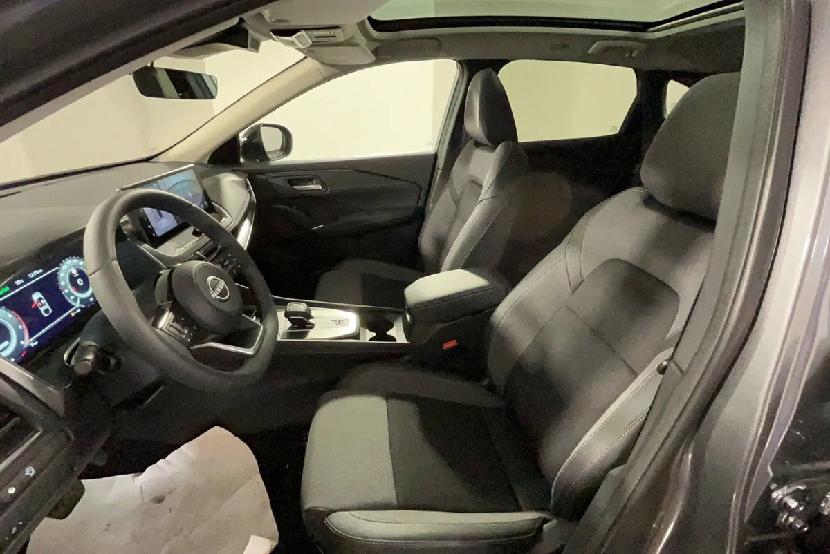 Nissan Qashqai 1.3 mhev N-Connecta 2wd 158cv (18)