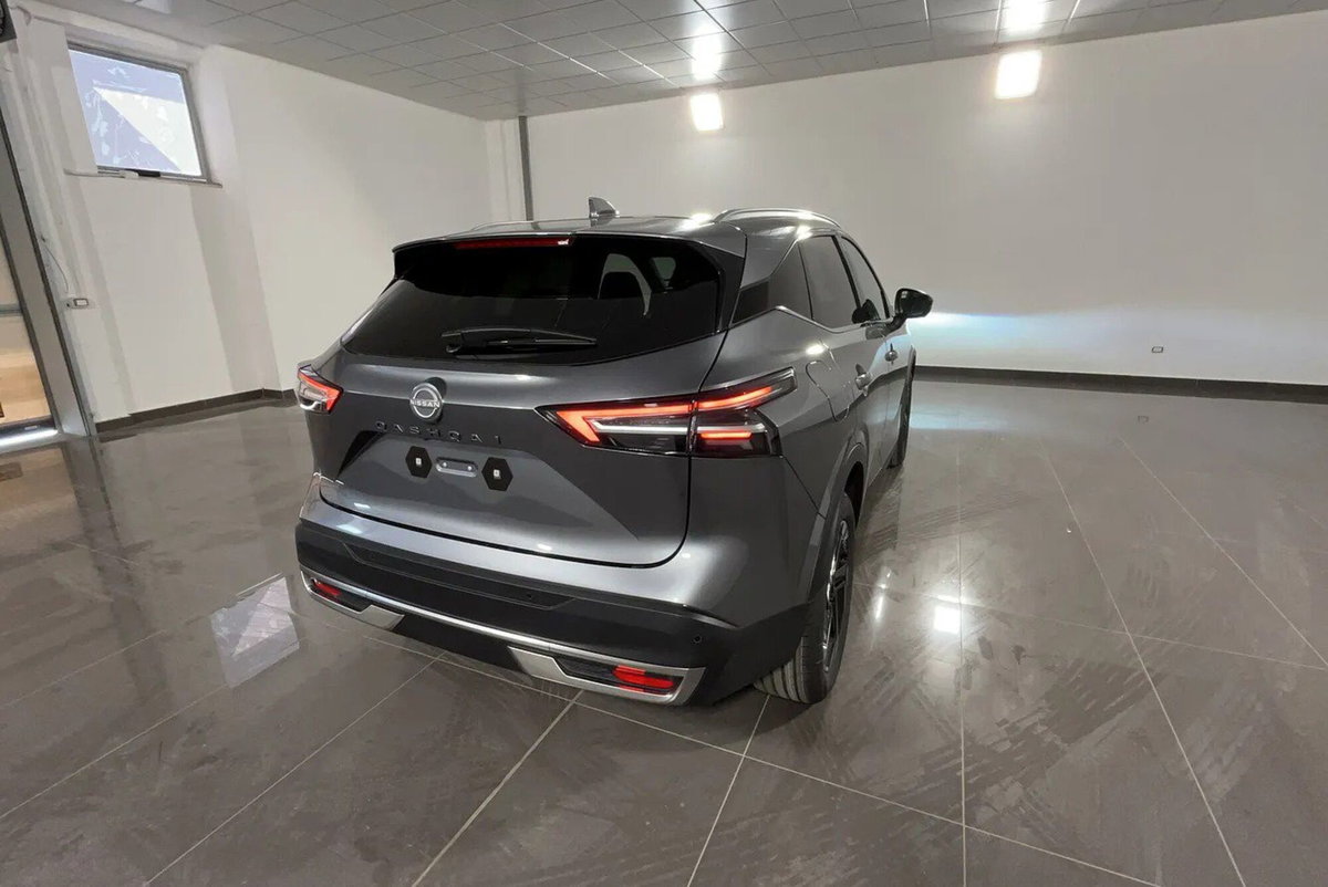 Nissan Qashqai 1.3 mhev N-Connecta 2wd 158cv (4)