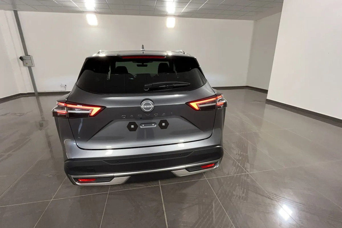 Nissan Qashqai 1.3 mhev N-Connecta 2wd 158cv (6)