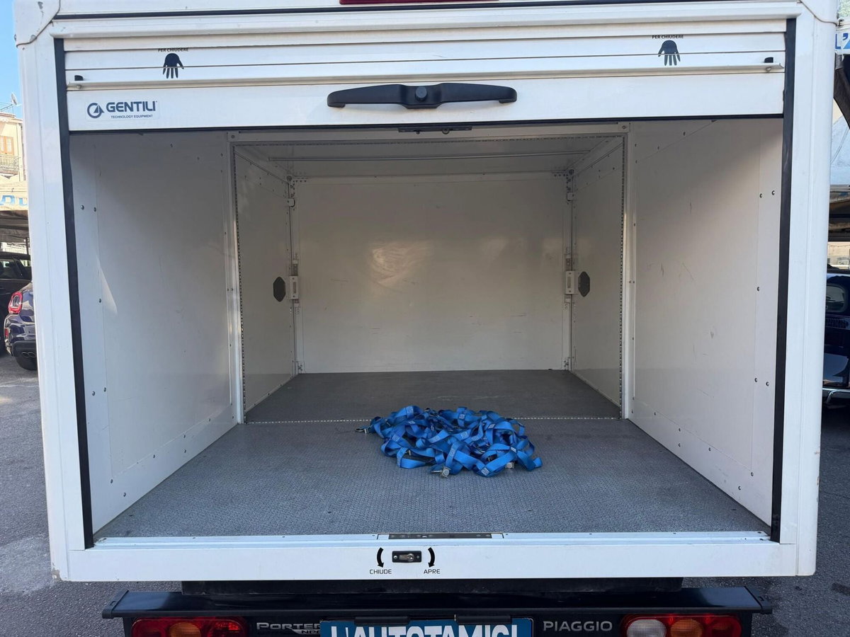 Piaggio Porter NP6 LPG short range 3070L pianale ribaltabile Hd Top (5)