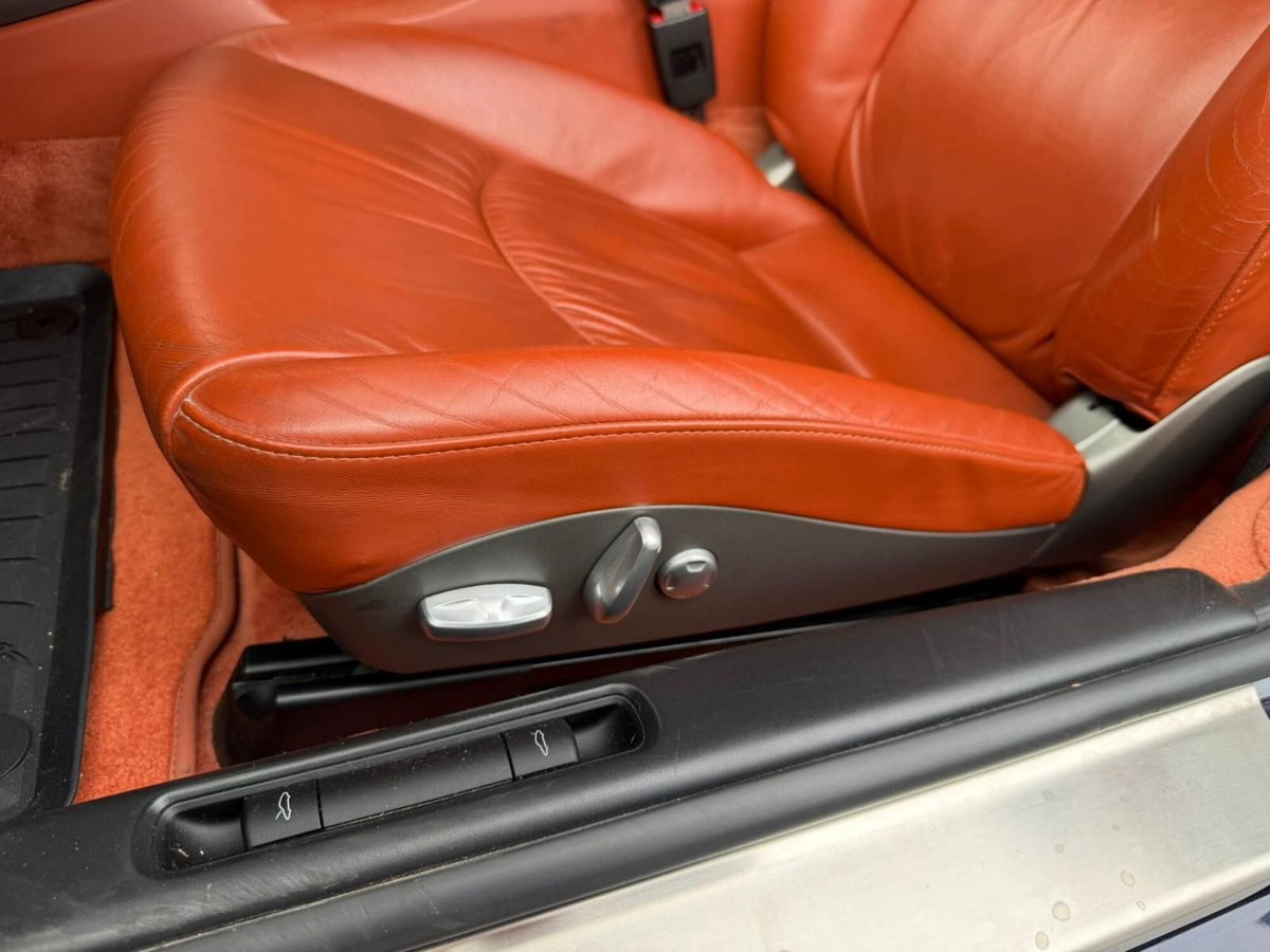 Porsche 911 Coupé Carrera 4 (14)