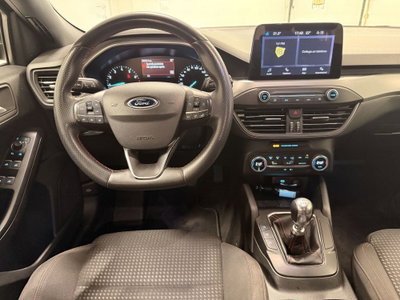Ford Focus Station Wagon 1.0t ecoboost h ST-Line X 125cv (4)