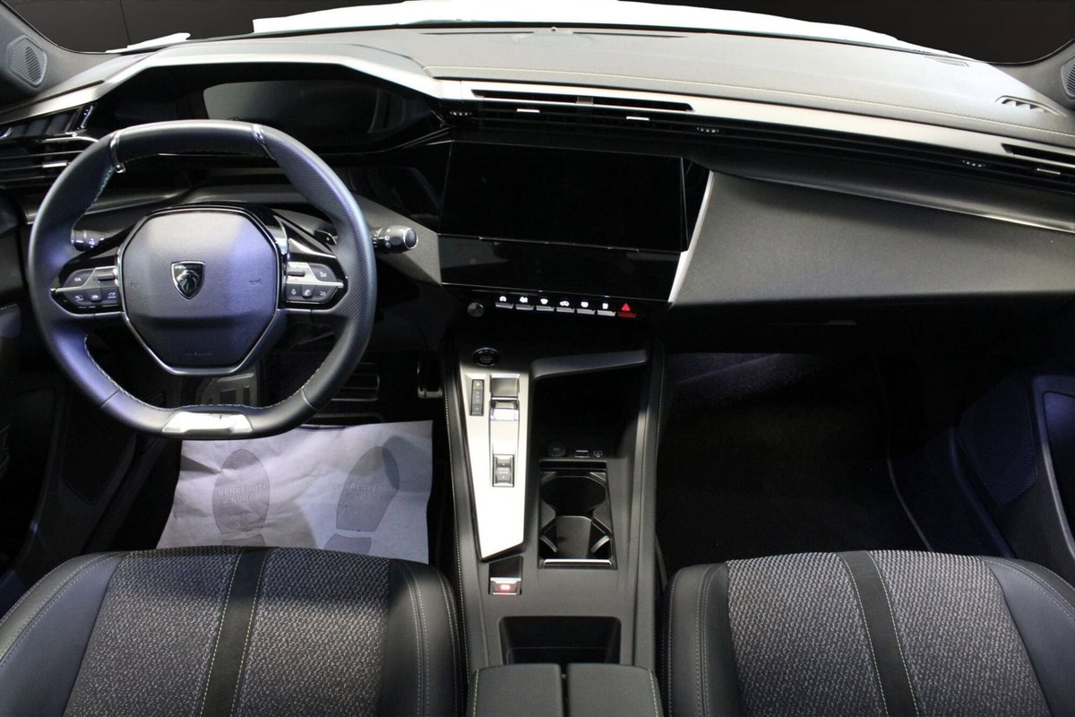 Peugeot 308 SW 1.2 hybrid GT Exclusive 145cv e-dcs 6 (12)