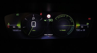 Peugeot 308 SW 1.2 hybrid GT Exclusive 145cv e-dcs 6 (15)