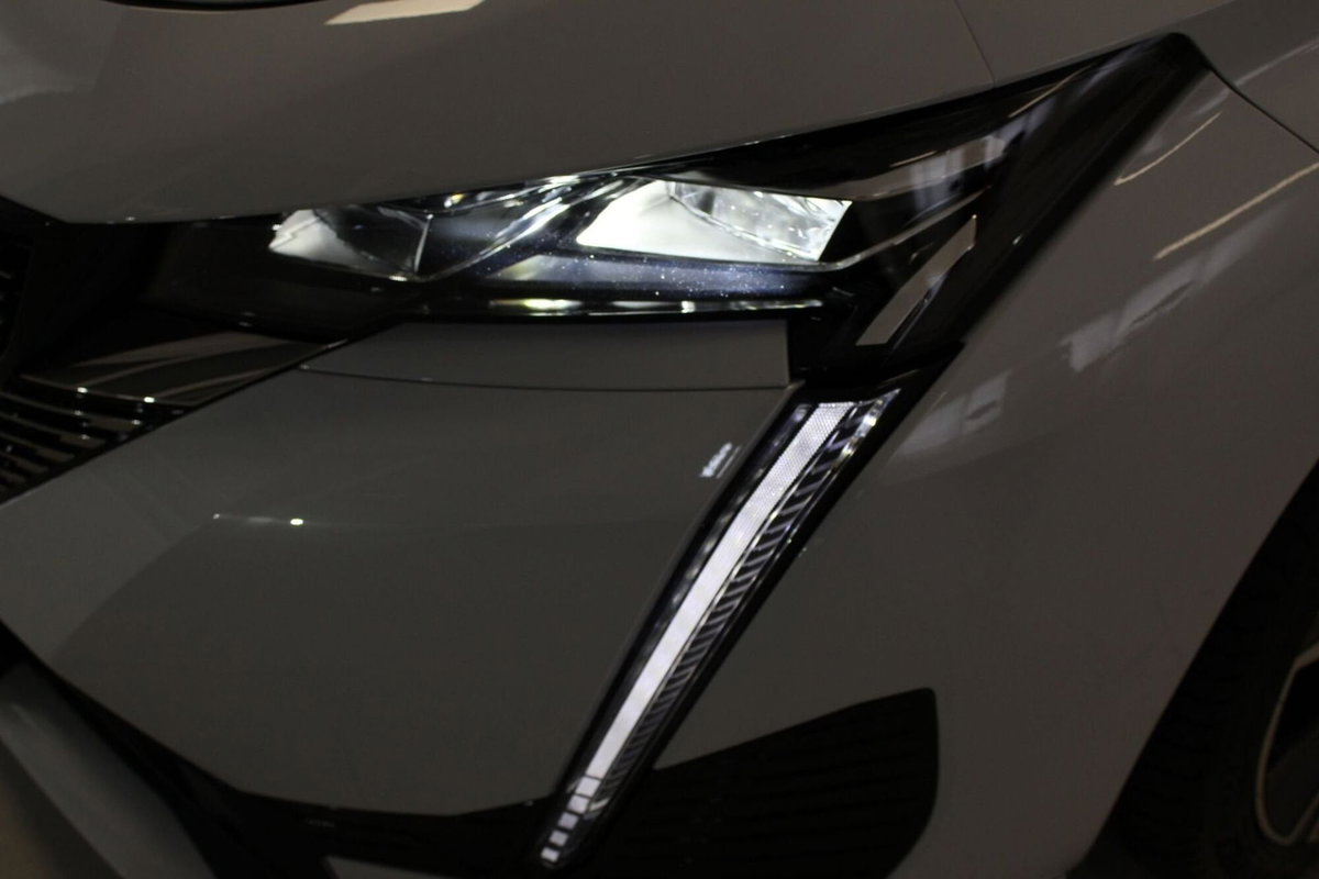 Peugeot 308 SW 1.2 hybrid GT Exclusive 145cv e-dcs 6 (3)