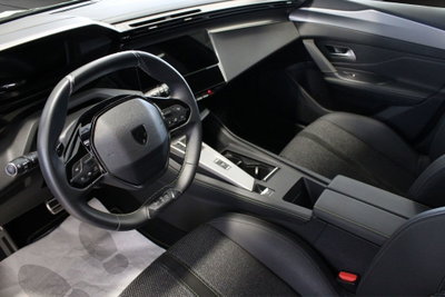 Peugeot 308 SW 1.2 hybrid GT 145cv e-dcs 6 (11)