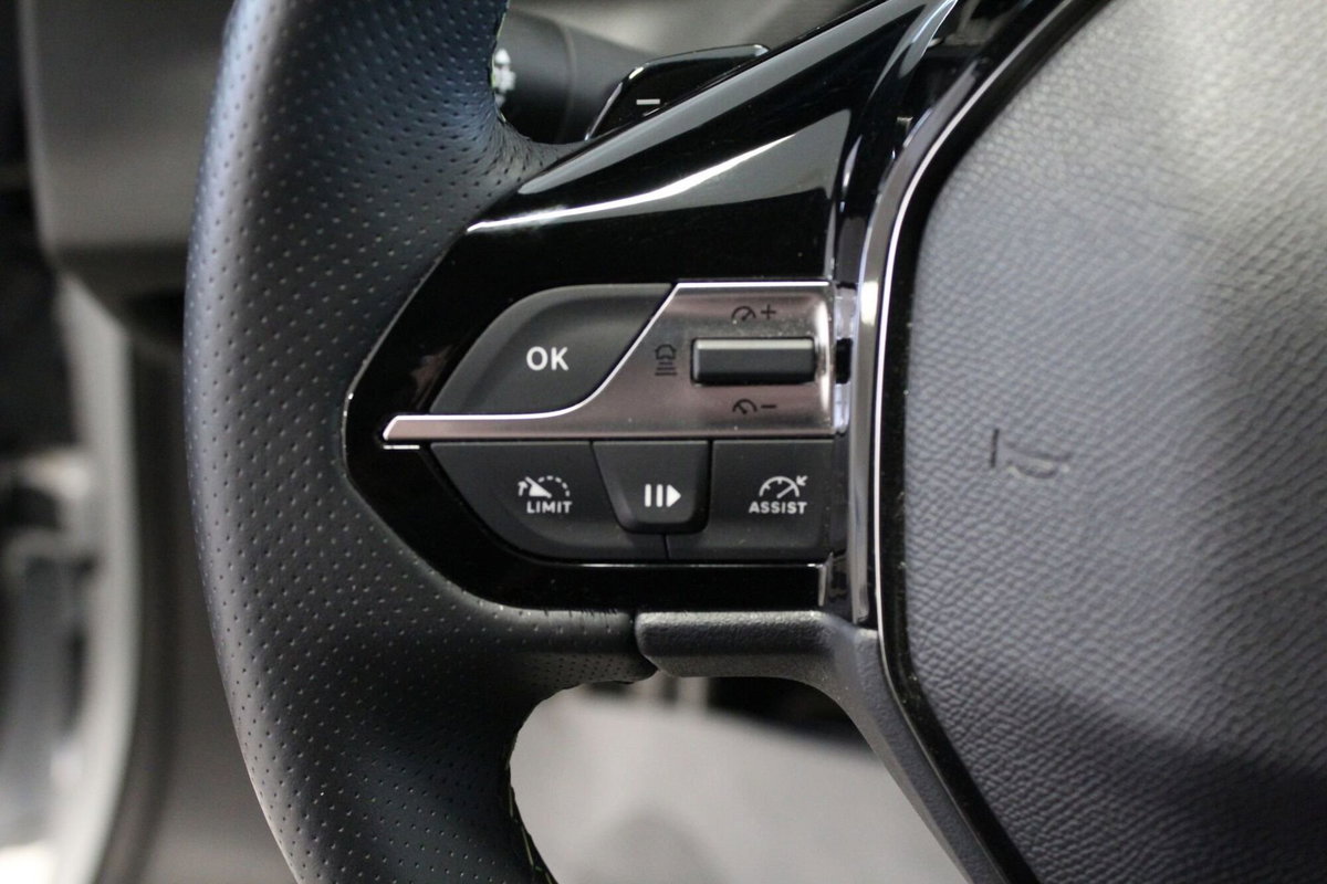 Peugeot 308 SW 1.2 hybrid GT 145cv e-dcs 6 (14)