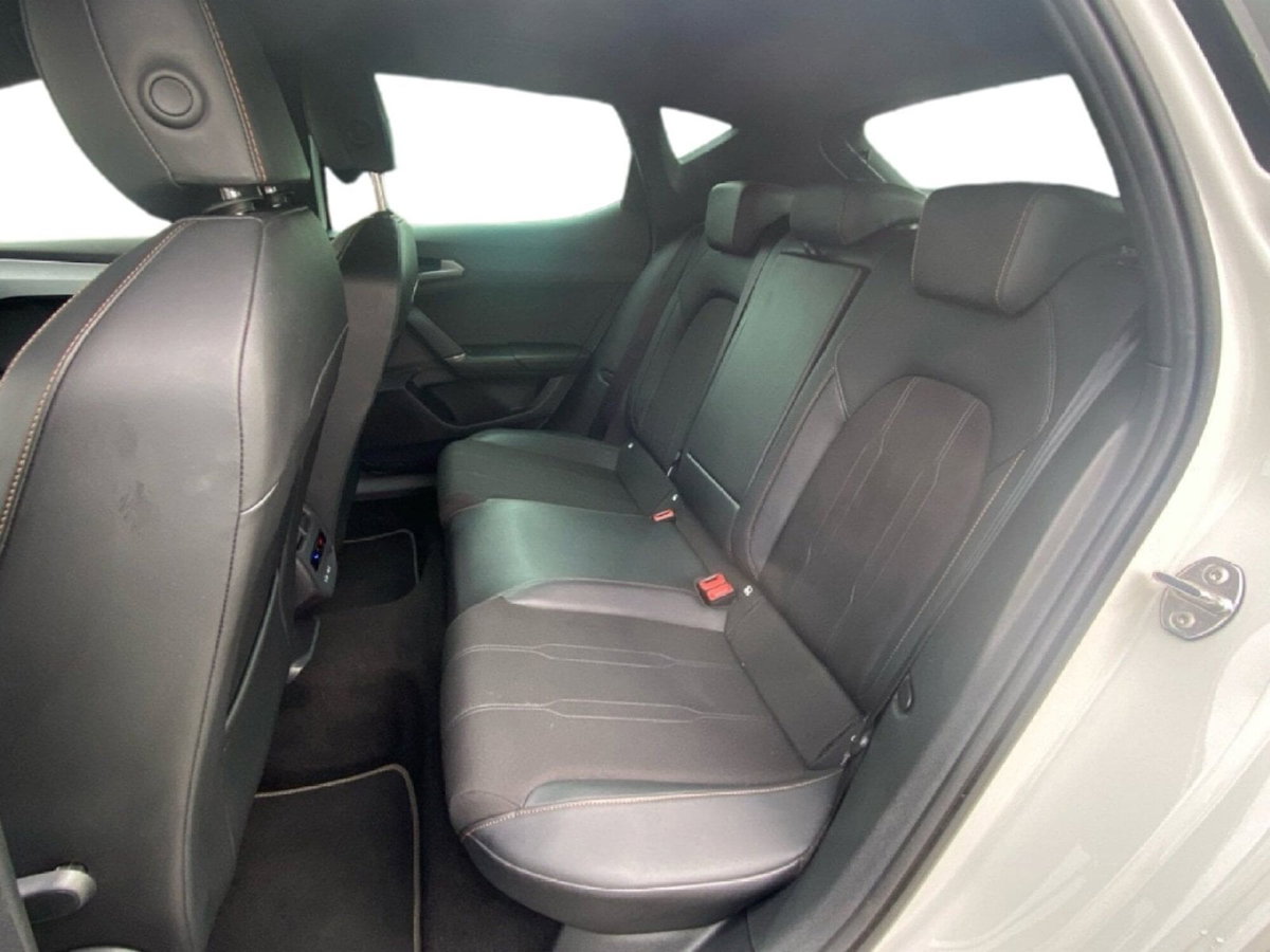 Cupra Leon Leon 1.5 hybrid 150cv dsg (11)